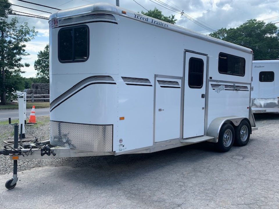 Used 2021 Kingston Trailers Newport Horse Trailer