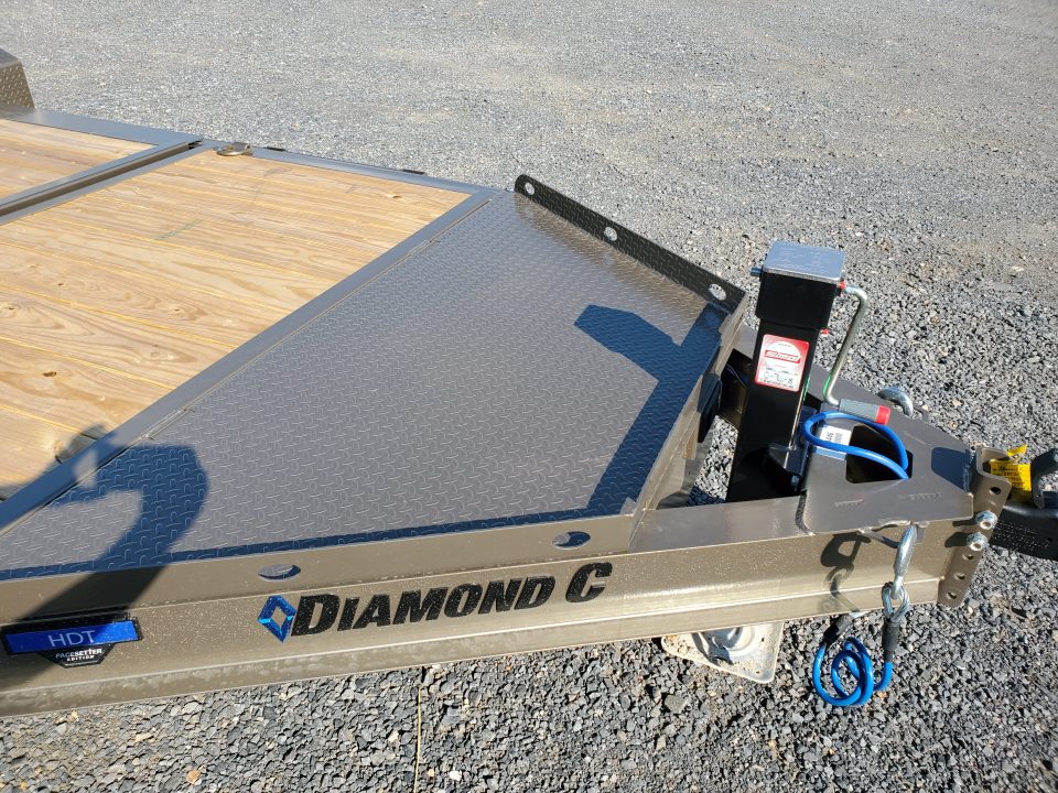 New 2026 Diamond C Trailers HDT207 Equipment Split Tilt Trailer / 15,500 GVWR / 82"x20'