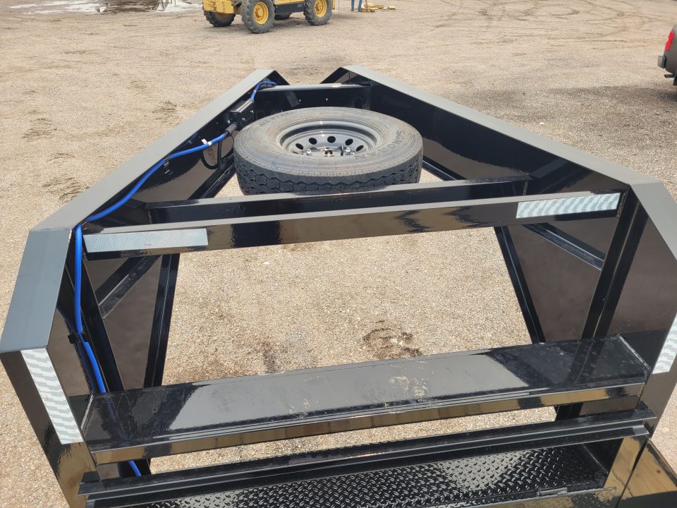 New 2026 Load Trail 102"x25' Gooseneck Deckover Trailer