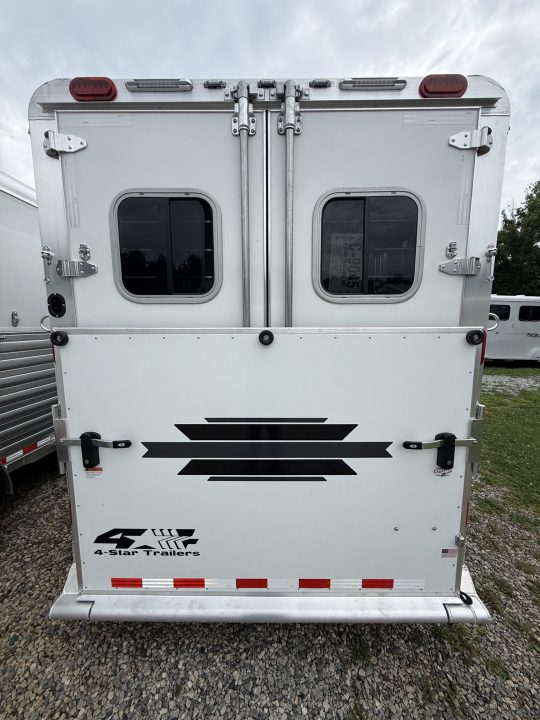 New 2027 4-Star Trailers 4 Horse Slant Cowboy Tack Gooseneck Horse Trailer