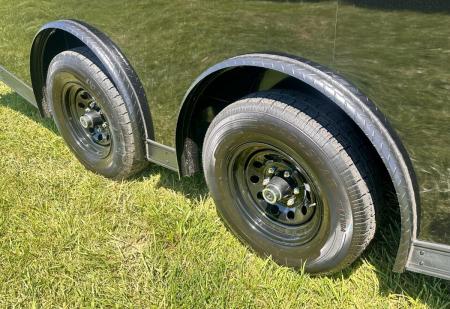 New 2026 Luxe 8.5X18 Race Trailer-Finished Interior-5200LB Torsion Axle - Dovetail- Blackout