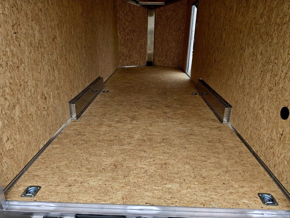 New 7.5 X 20 CARGO ENCLOSED REAR RAMP DOOR ALL ALUMINUM LIGHTNING 2027