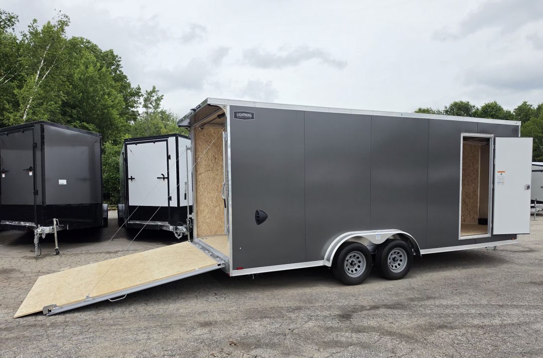 New 7.5 X 20 CARGO ENCLOSED REAR RAMP DOOR ALL ALUMINUM LIGHTNING 2027