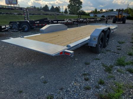New 2026 Diamond C Trailers HDT207 Equipment Split Tilt Trailer / 15,500 GVWR / 82"x22'
