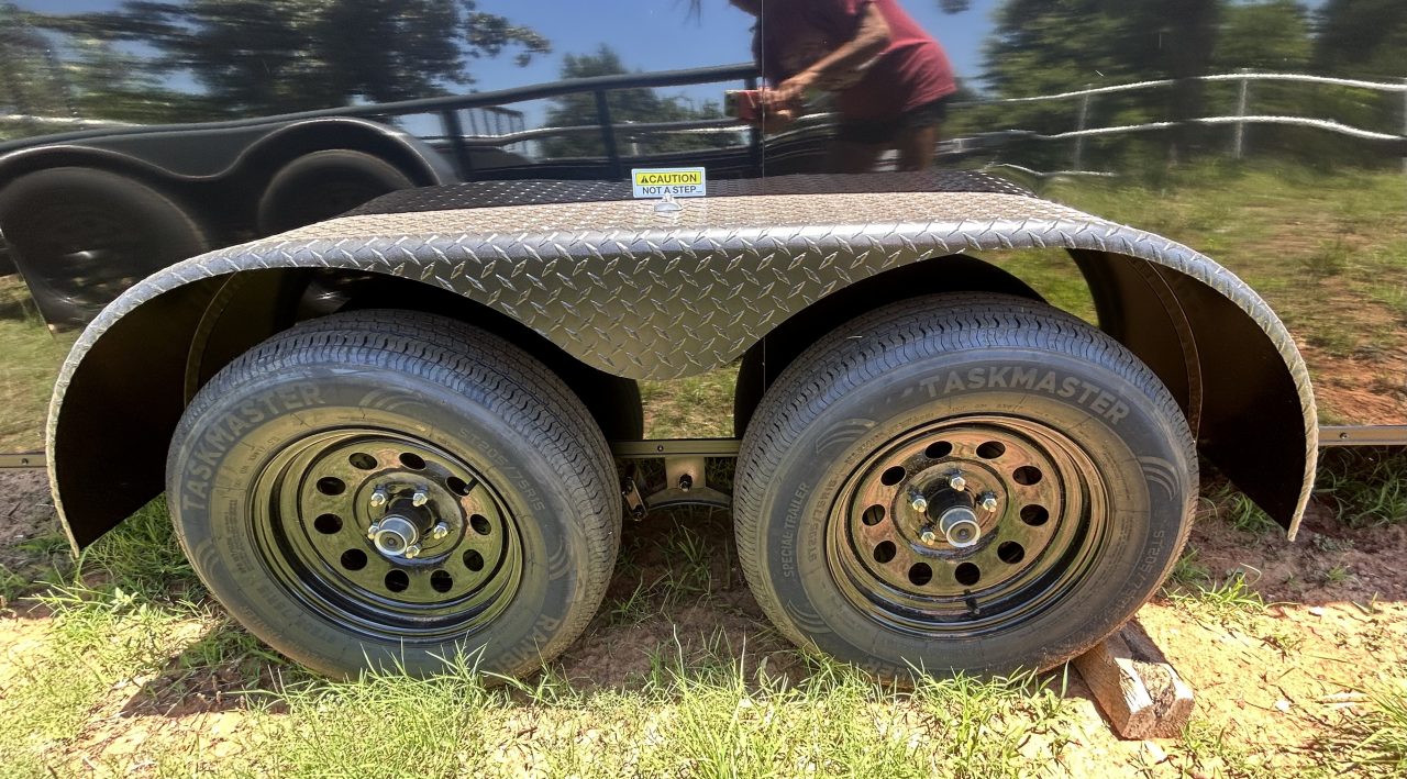 New 2026 Family Trailer 7x14 Tandem Axle Cargo / Enclosed Trailer-Screwless Exterior-Blackout Pkg-Rear Spoiler-HD Axles