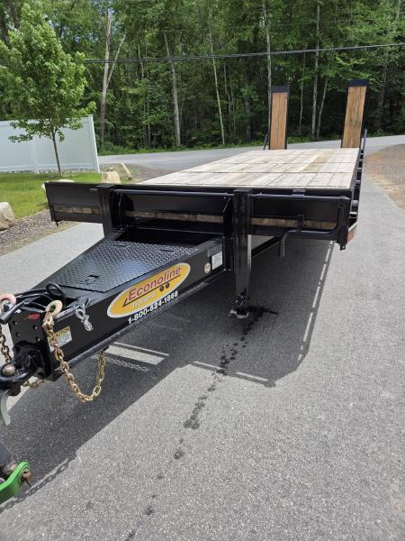 New 2026 Econoline 102X27 FOOT 10 TON EQUIPMENT TRAILER WITH 17.5 SUPER SINGLES WHEELS 16 PLY TIRES WOOD FILLED RAMPS HD Equipment Trailer