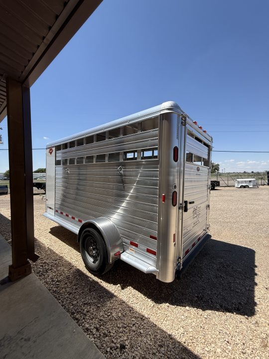 New 2027 Hart Trailer SHORT GO Horse Trailer