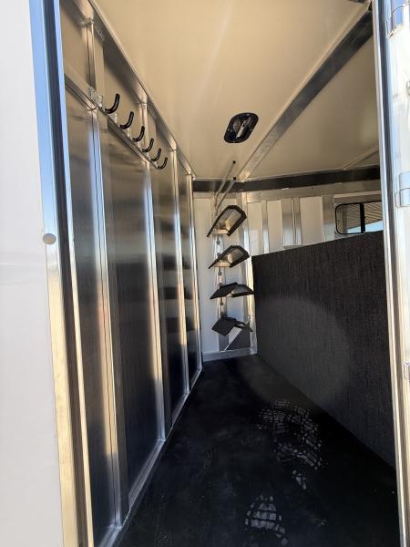 New 2027 Hart Trailer SHORT GO Horse Trailer