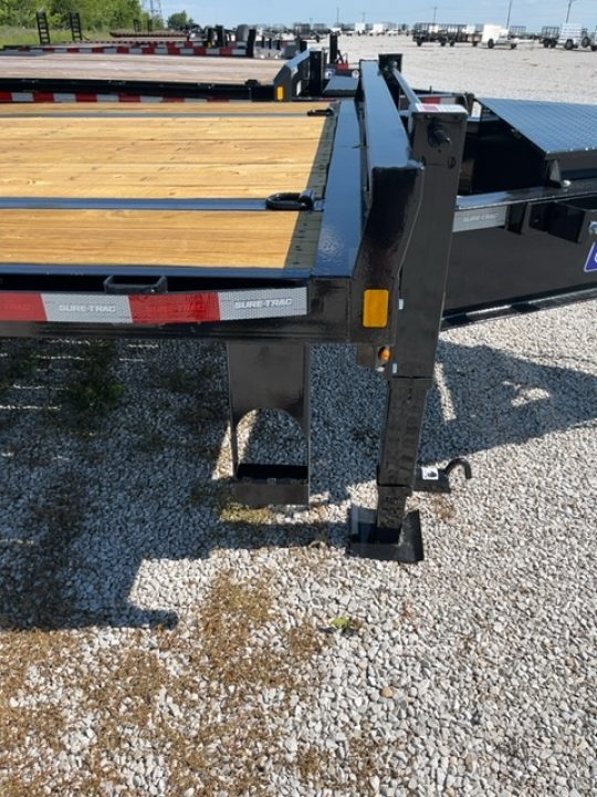 New 2026 Sure-Trac 8.5X20+5 17.6K HD LP Deckover Trailer