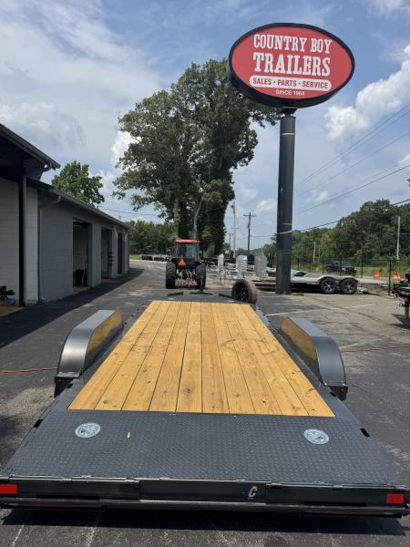 New 2027 Diamond C Trailers GTF235 18X83 Car Hauler