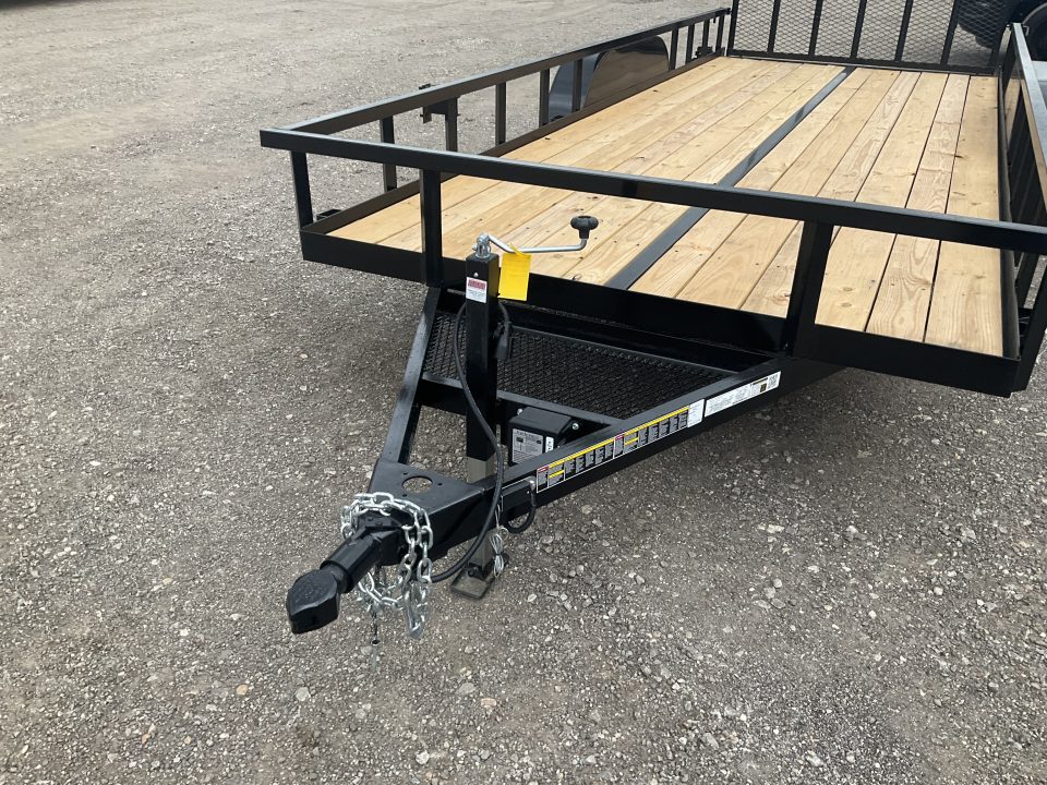 New 2026 Commander 83"x18' Tandem Axle Utility