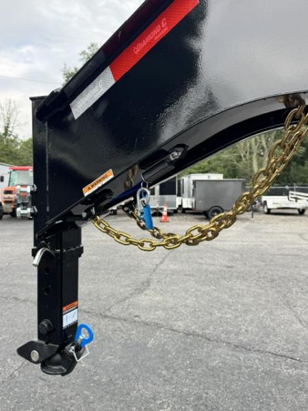 New 2027 DiamondC, 35' Gooseneck, Max Ramps, 25.9 GVWR FMAX212 MR