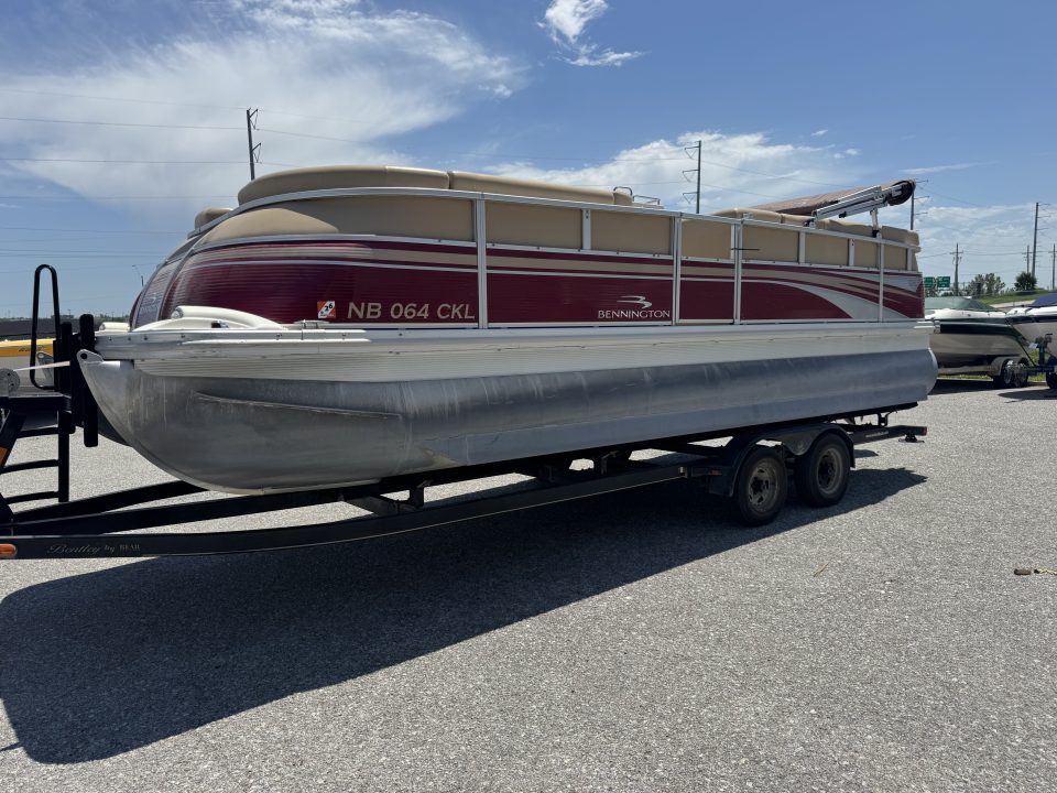 Used 2007 Bennington 22 QXI Pontoon Boat