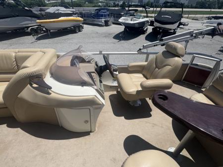 Used 2007 Bennington 22 QXI Pontoon Boat