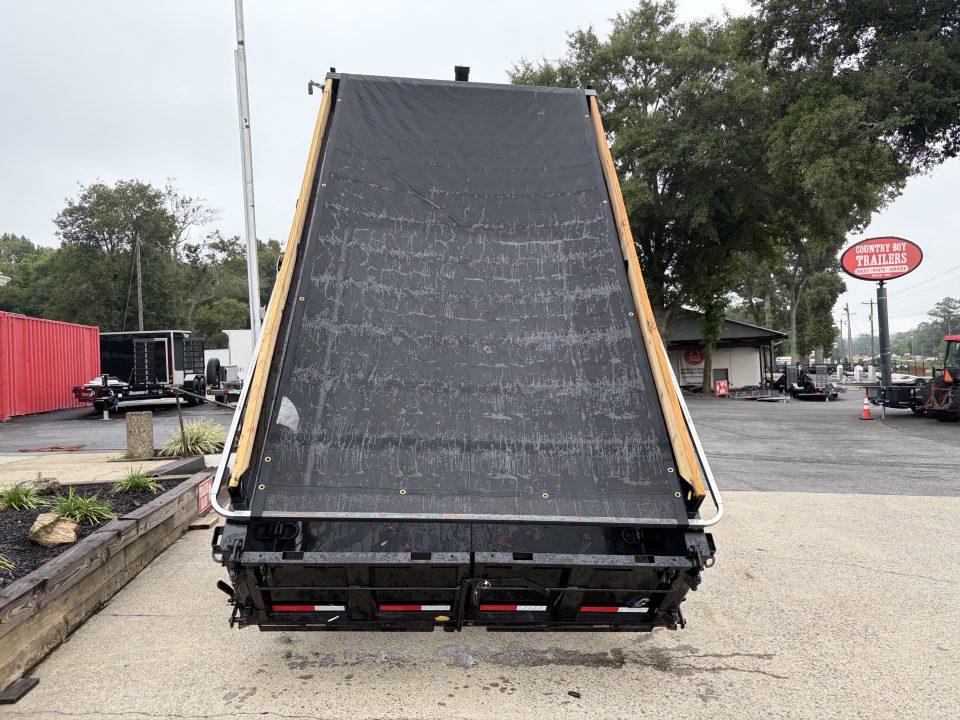 New 2027 Diamond C 82x14' Dump, 2' Sides, 3-Way Gate, Ramps LPT207