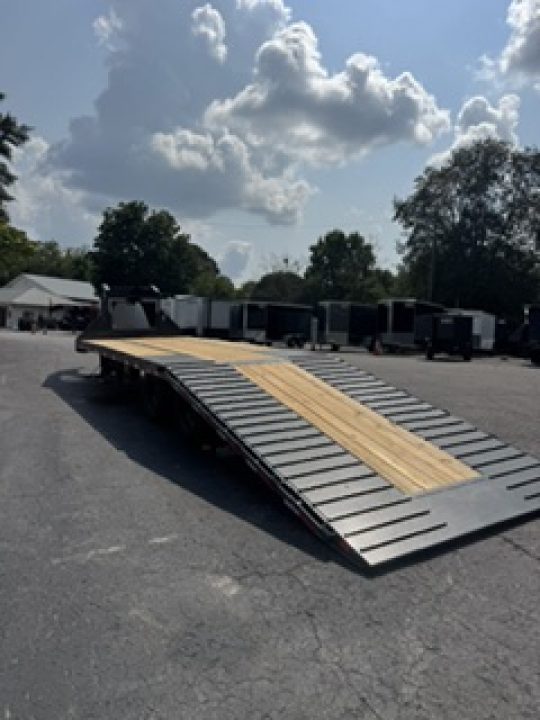 New 2027 Diamond C Trailers FMAX210HDT 30X102 Equipment Trailer