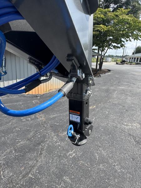 New 2027 Diamond C Trailers FMAX210HDT 30X102 Equipment Trailer