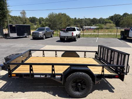 New 2027 Diamond C 77x10 Utility, Spare Tire, Venture Pkg. PSA135