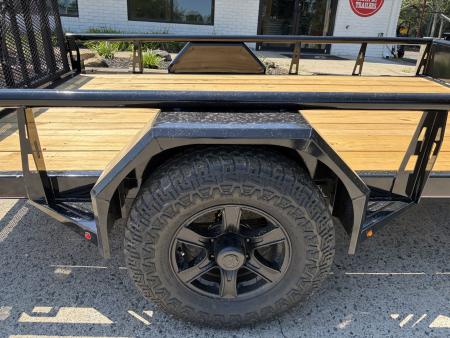 New 2027 Diamond C 77x10 Utility, Spare Tire, Venture Pkg. PSA135