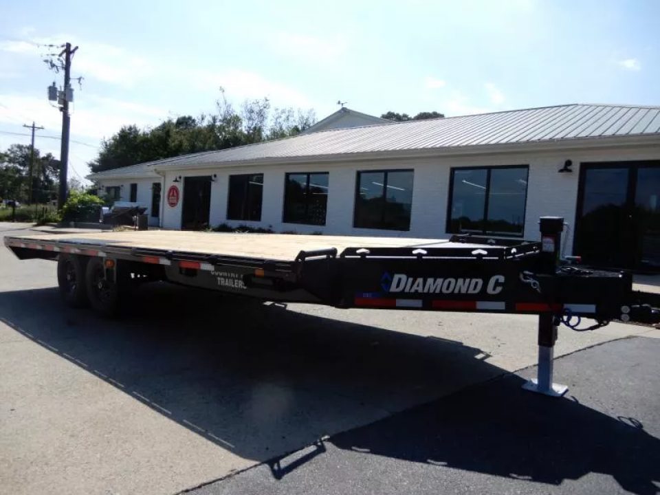 New 2026 Diamond C 8.5x20' Equipment, Slide-in Ramps DEC207
