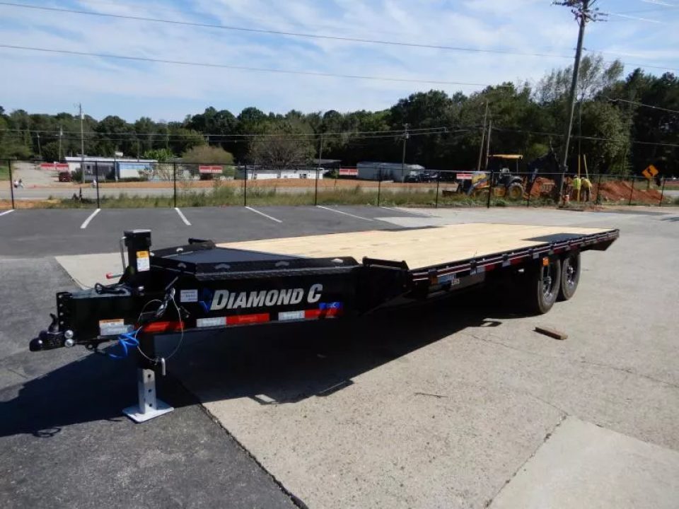 New 2026 Diamond C 8.5x20' Equipment, Slide-in Ramps DEC207