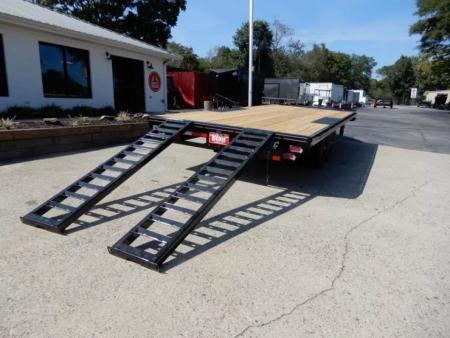 New 2026 Diamond C 8.5x20' Equipment, Slide-in Ramps DEC207