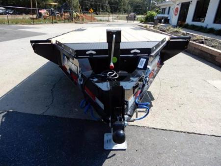 New 2026 Diamond C 8.5x20' Equipment, Slide-in Ramps DEC207