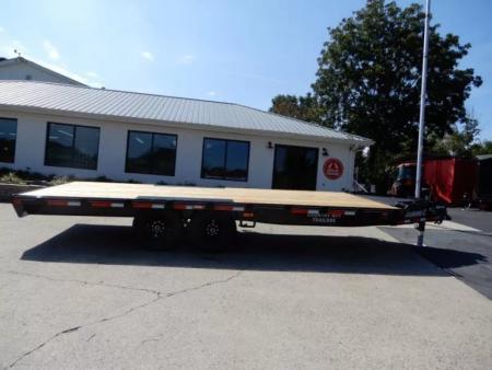 New 2026 Diamond C 8.5x20' Equipment, Slide-in Ramps DEC207