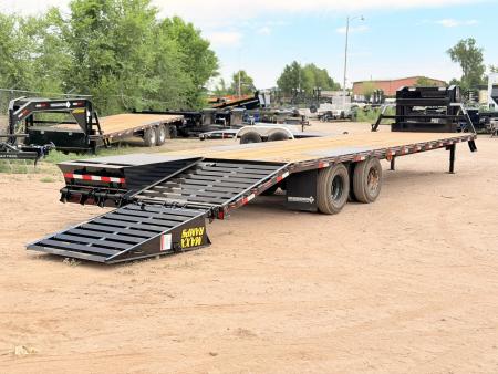 New 2027 Diamond T 8.5-32 Tandem Dual Gooseneck Deckover Equipment Hauler W/ MAXX ramps and HDSS 24K GVWR