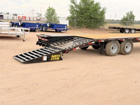 New 2027 Diamond T 8.5-28 Single Wheel Gooseneck Deckover Equipment Hauler W/ MAXX Ramps 16K GVWR