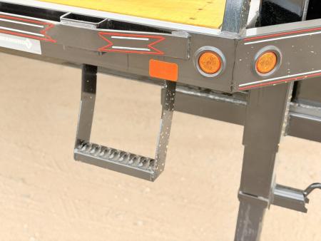 New 2027 Diamond T 8.5-28 Single Wheel Gooseneck Deckover Equipment Hauler W/ MAXX Ramps 16K GVWR