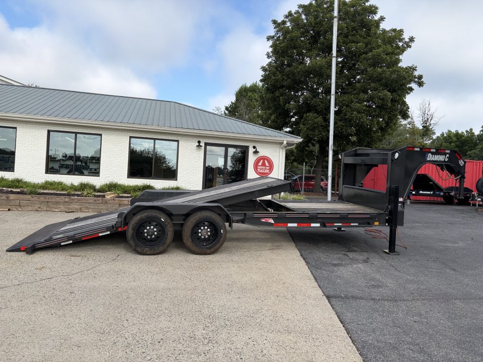 Used 2023 Diamond C Trailers HDT210L22X82 Equipment Trailer