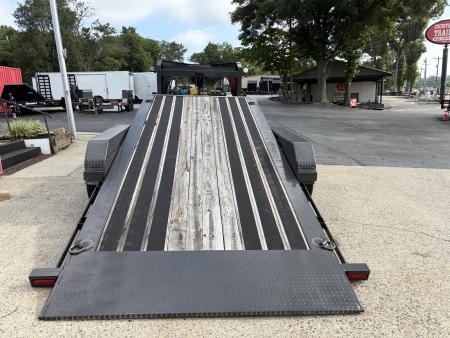 Used 2023 Diamond C Trailers HDT210L22X82 Equipment Trailer