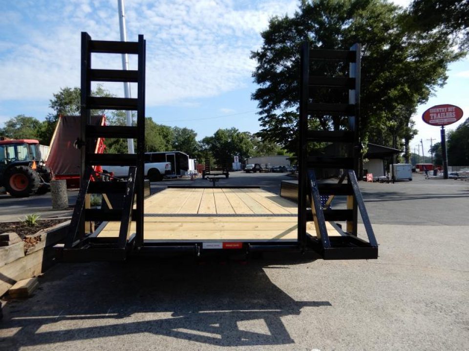 New 2027 Currahee 82x16' Equipment, 14' Straight, 2' Dove w/Ramps