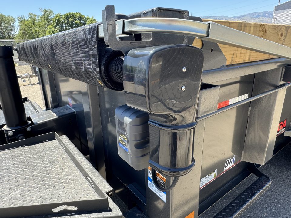 New 2026 Diamond C LPT 14' Pacesetter Edition - 15.5K Telescopic Dump Trailer