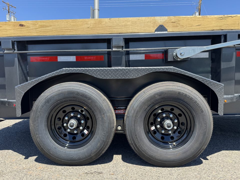 New 2026 Diamond C LPT 14' Pacesetter Edition - 15.5K Telescopic Dump Trailer