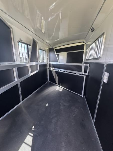 New 2027 Shadow Pro Series 4H 9' LQ with Slide Horse Trailer Horse Trailer