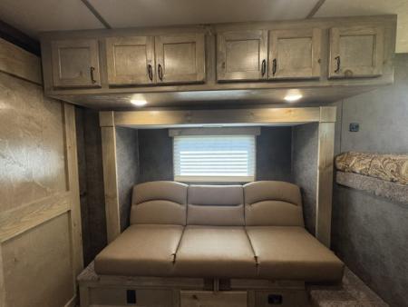 New 2027 Shadow Pro Series 4H 9' LQ with Slide Horse Trailer Horse Trailer