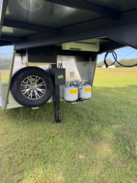 New 2027 Shadow Pro Series 4H 9' LQ with Slide Horse Trailer Horse Trailer