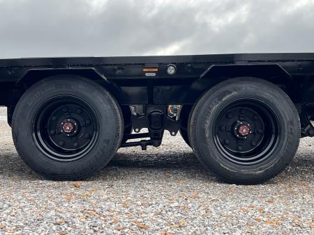 New 2026 MAXXD Gooseneck Flatbed Trailer | 102" x 28' 30K GVWR HYD JACKS