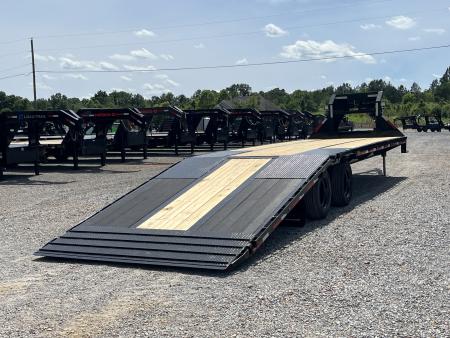 New 2027 MAXXD 102"X32' 30K Hydraulic Dovetail Gooseneck Trailer