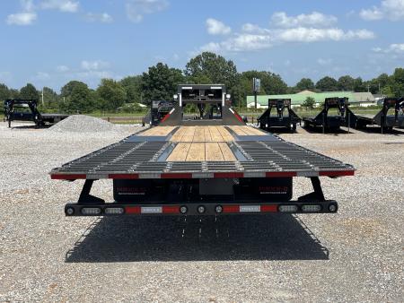 New 2027 MAXXD 102"X32' 30K Hydraulic Dovetail Gooseneck Trailer