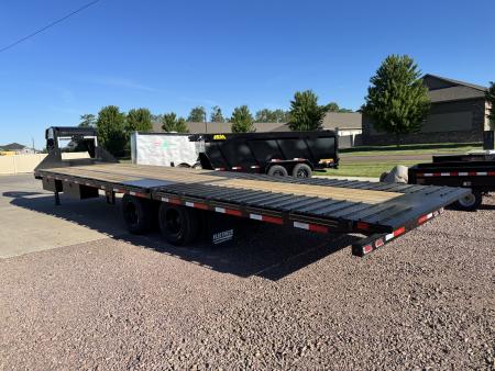 New 2026 Diamond C Trailers 32' FMAX212 Flatbed Trailer