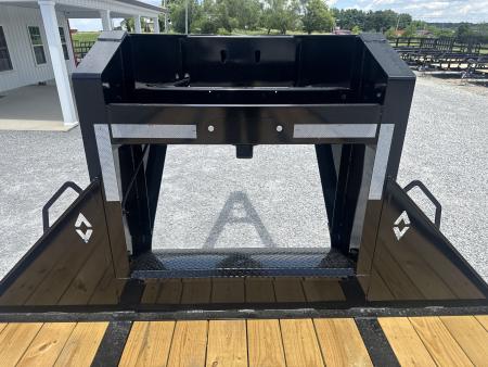 New 2026 Diamond C FMAX 212 HDT 32' Hydraulic Dovetail Equipment Trailer