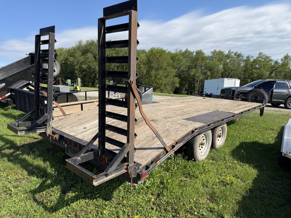 Used USED 2012 Quality 16+4 General Duty Deckover Tagalong