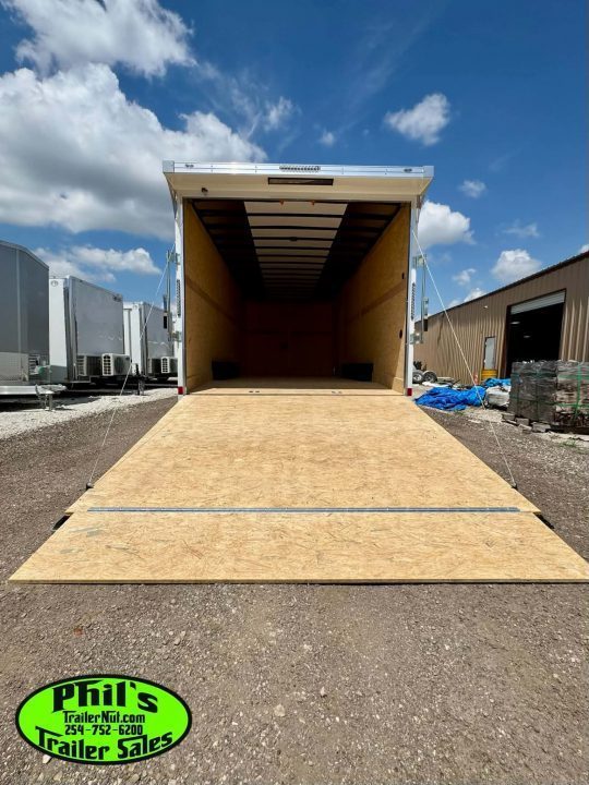 New 2026 Haulmark 8.5X24 ENCLOSED TRAILER Cargo / Enclosed Trailer SCREWLESS .080 EXTERIOR & REAR WING