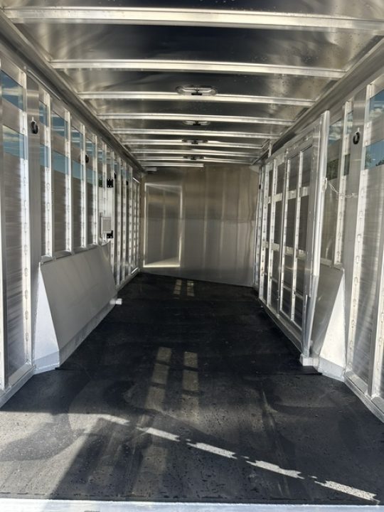 New 2027 Featherlite 8413 Combo 25'