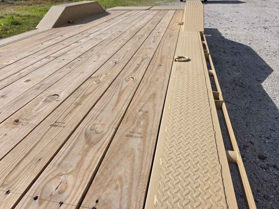 New 2026 Load Trail 102" x 22' MAX RAMPS 16k tandem Axle Carhauler EQUIPMENT TRAILER 102X22 HYDRAULIC JACKS Car Hauler