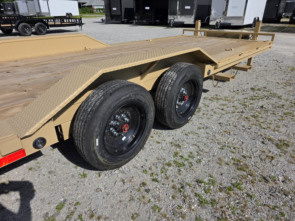 New 2026 Load Trail 102" x 22' MAX RAMPS 16k tandem Axle Carhauler EQUIPMENT TRAILER 102X22 HYDRAULIC JACKS Car Hauler