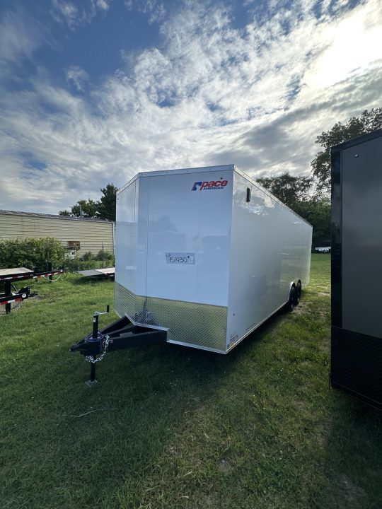 New 2026 Pace American 8.5 X 24 Outback DLX Flat Top V-Nose Car Hauler  10K (030 White )